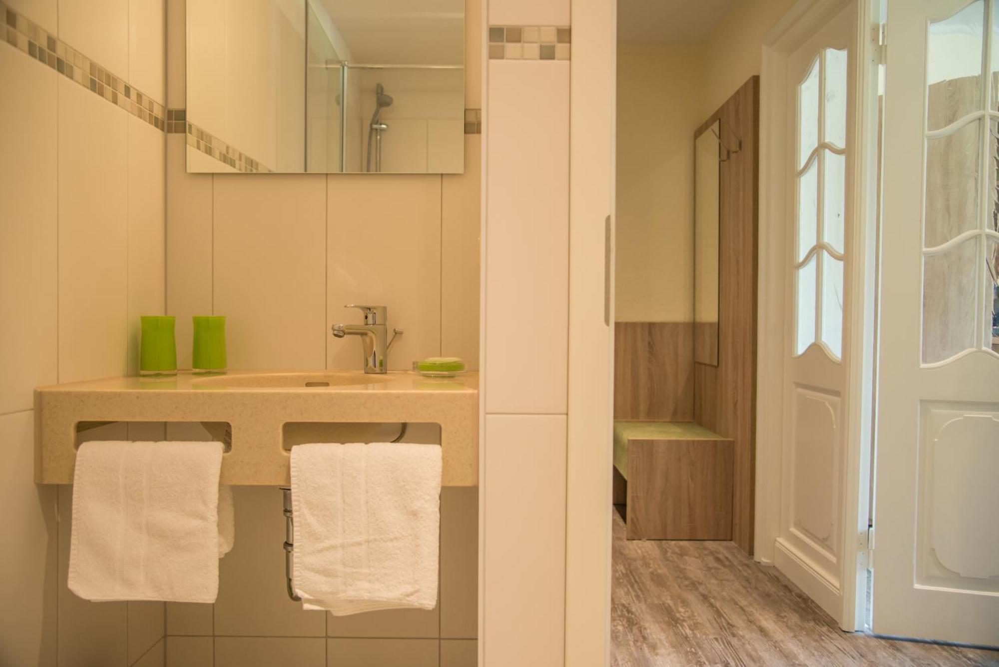 Duenen Stuuv Hotel Sankt Peter-Ording Bilik gambar